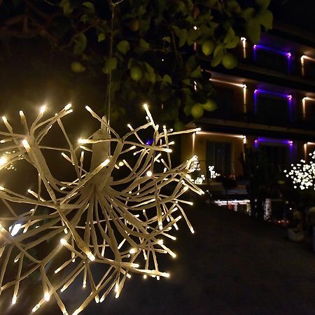 Hotel Villa Delibera Варацце Экстерьер фото