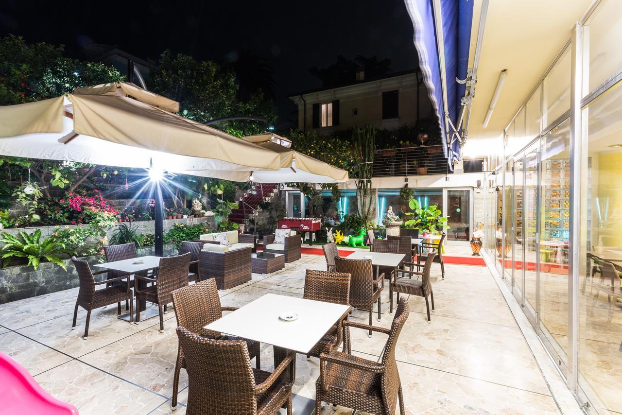 Hotel Villa Delibera Варацце Экстерьер фото