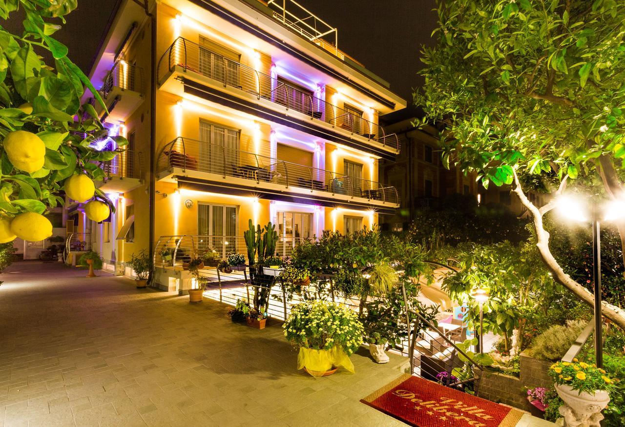 Hotel Villa Delibera Варацце Экстерьер фото